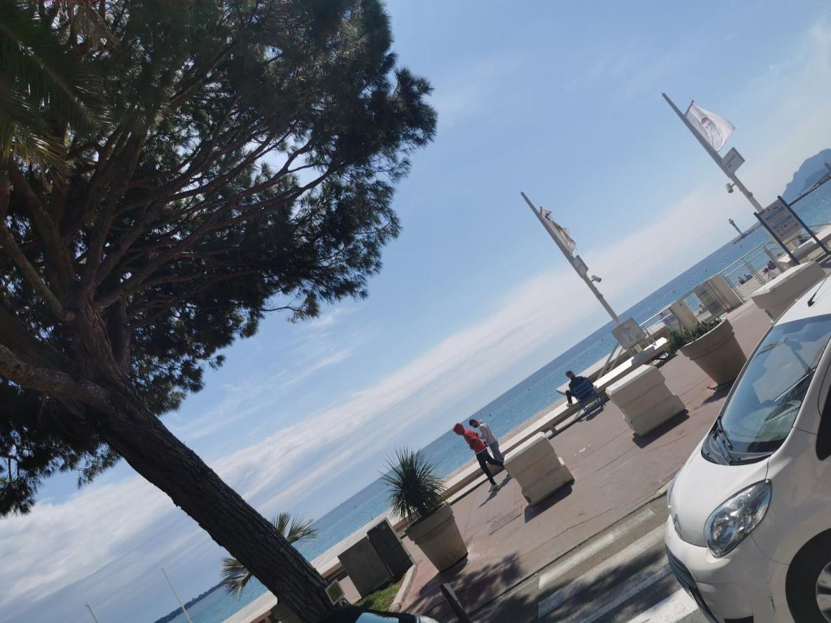 Un Nid D Amour Au Coeur De Cannes Appartement Buitenkant foto